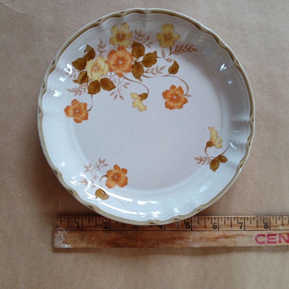 Mikasa Salad Plate 7" Autumn Flower Interludes Pattern KJ001 Oven Safe Stoneware - Picture 4 of 5